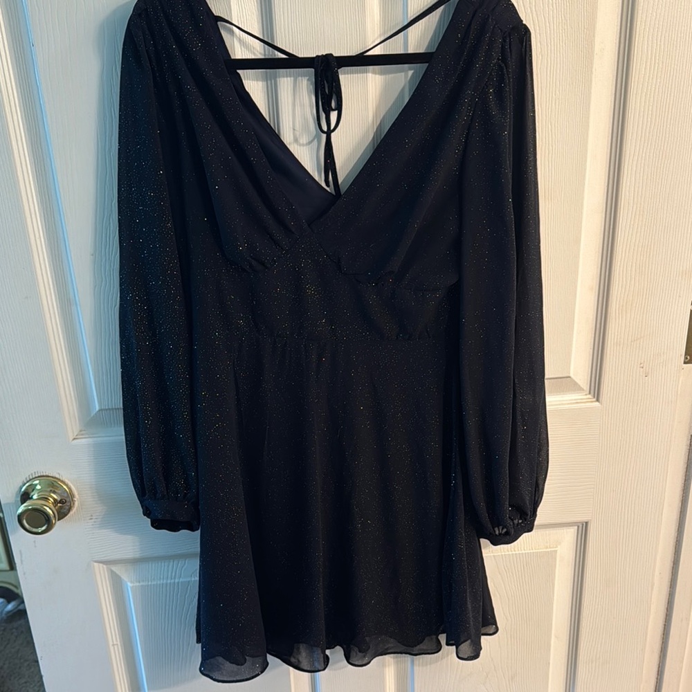 Elegant Navy Dress with All-over Sparkle